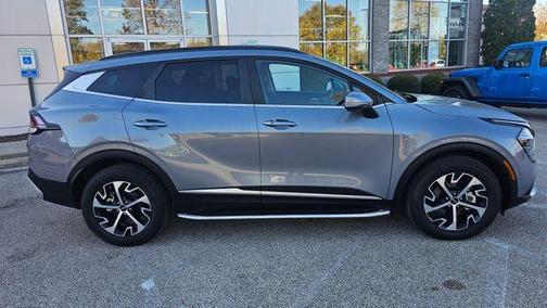 2025 Kia Sportage EX