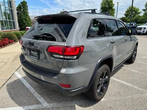 2021 Jeep Grand Cherokee Laredo