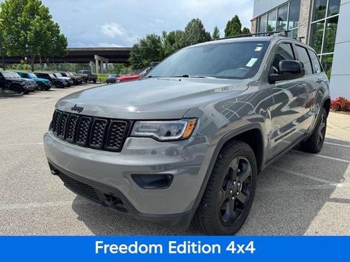 2021 Jeep Grand Cherokee Laredo
