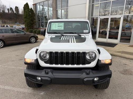 2025 Jeep Gladiator Sport
