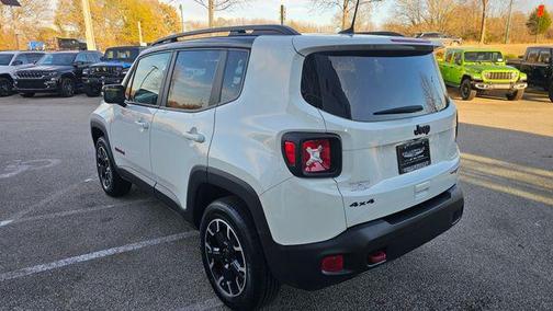 2023 Jeep Renegade Trailhawk