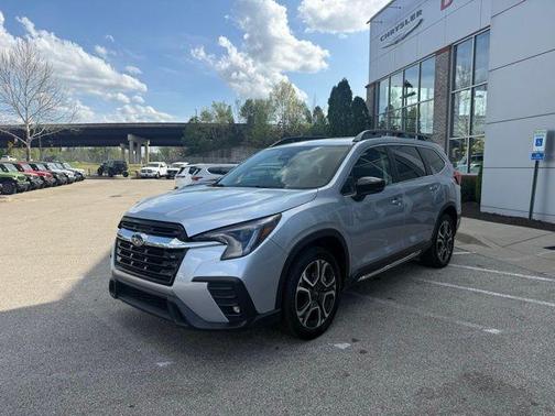 Ice Silver Metallic 2024 Subaru Ascent Limited