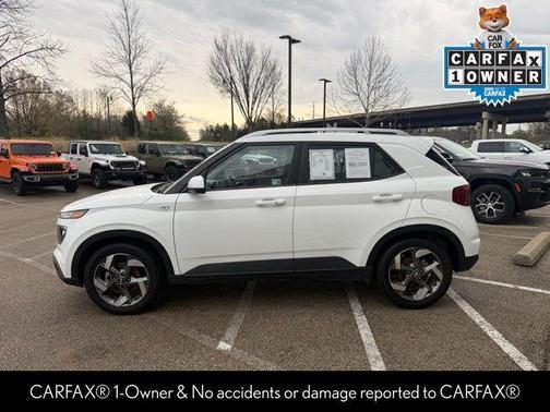 2025 Hyundai VENUE SEL