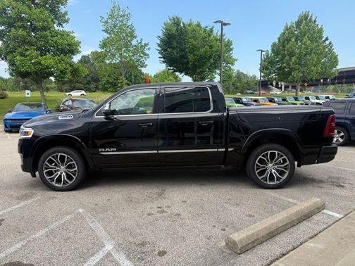 Diamond Black 2026 RAM 1500 Tungsten