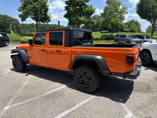 2025 Jeep Gladiator Sport