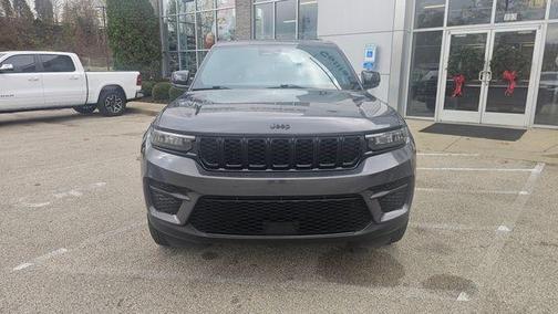 2024 Jeep Grand Cherokee Laredo