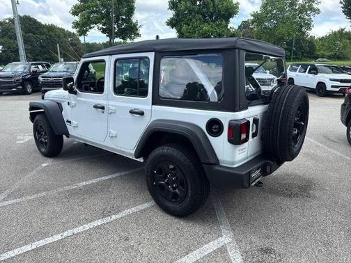 2025 Jeep Wrangler Sport