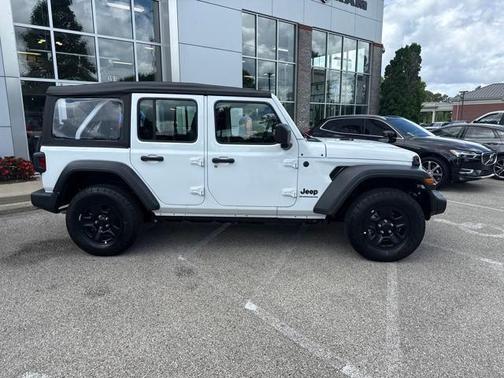 2025 Jeep Wrangler Sport
