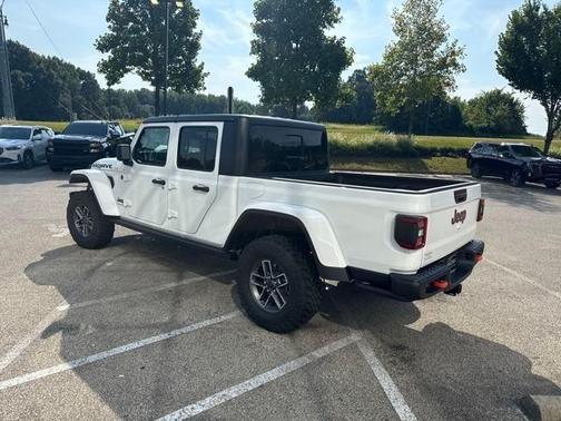 2025 Jeep Gladiator Mojave