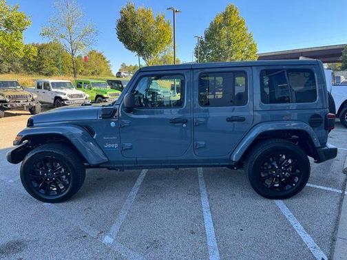 2024 Jeep Wrangler 4xe Sahara
