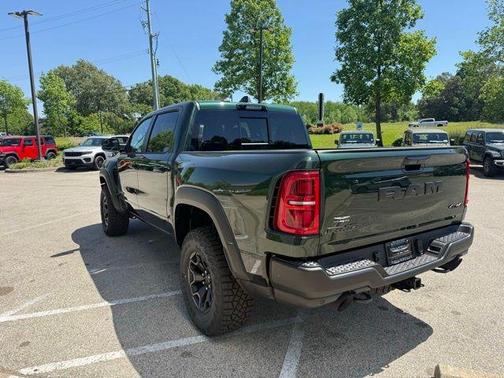 Serrano Red 2026 RAM 1500 RHO