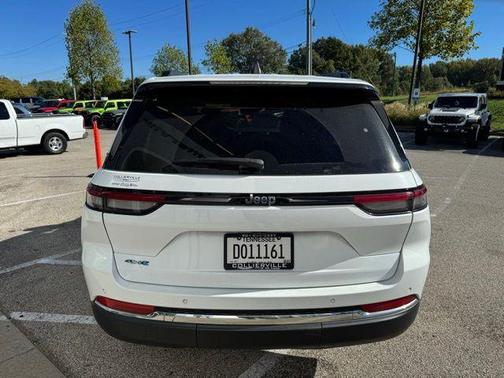 2022 Jeep Grand Cherokee 4xe Base