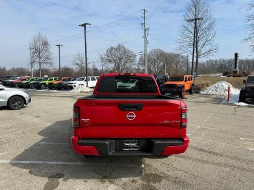 2023 Nissan Frontier SV