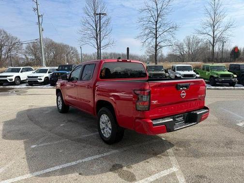 2023 Nissan Frontier SV