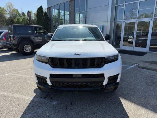 2025 Jeep Grand Cherokee L Laredo