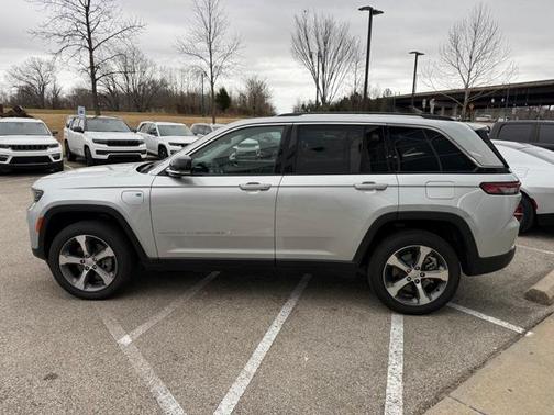 2023 Jeep Grand Cherokee 4xe Base