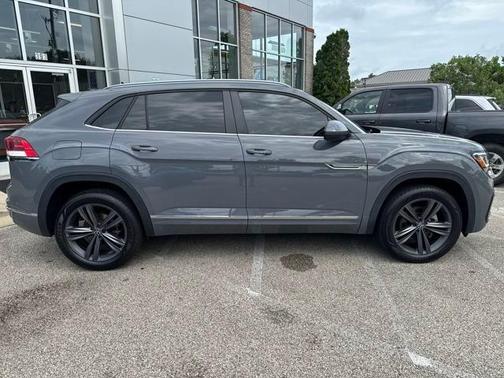2021 Volkswagen Atlas Cross Sport 3.6L V6 SE w/Technology R-Line