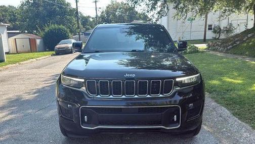 2022 Jeep Grand Cherokee Overland