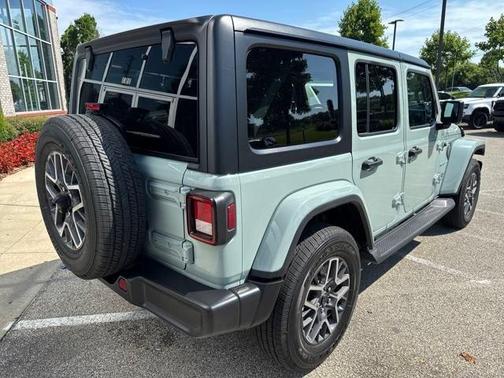 2023 Jeep Wrangler Sahara
