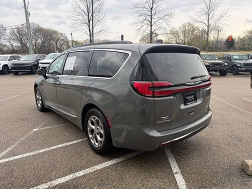 2023 Chrysler Pacifica Limited