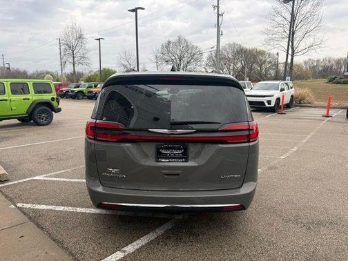 2023 Chrysler Pacifica Limited