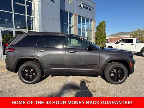 Metallic 2025 Jeep Grand Cherokee Laredo