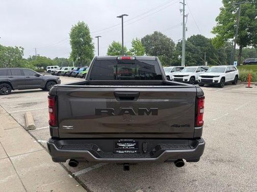 Granite Crystal Clearcoat Metallic 2026 RAM 1500 Express