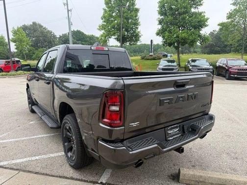 Granite Crystal Clearcoat Metallic 2026 RAM 1500 Express