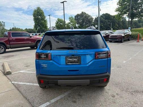 Hydro Blue Pearlcoat 2026 Jeep Cherokee LAREDO/LIMITED