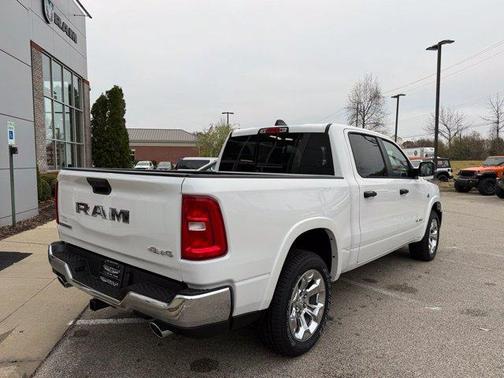 Bright White Clearcoat 2026 RAM 1500 Big Horn/Lone Star