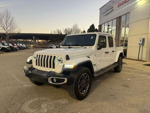 2022 Jeep Gladiator Overland