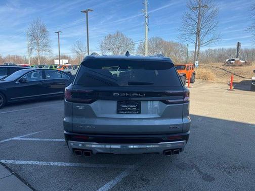 Sterling 2024 GMC Acadia Denali