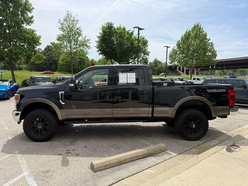 Black 2022 Ford F-250 Lariat