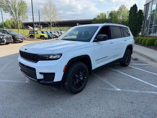 2025 Jeep Grand Cherokee L Laredo
