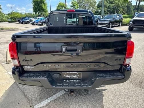 2022 Toyota Tacoma SR5
