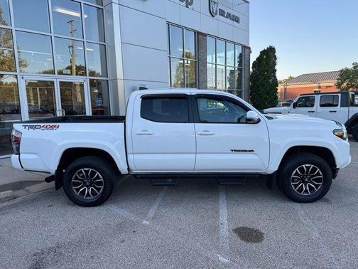 2023 Toyota Tacoma TRD Sport