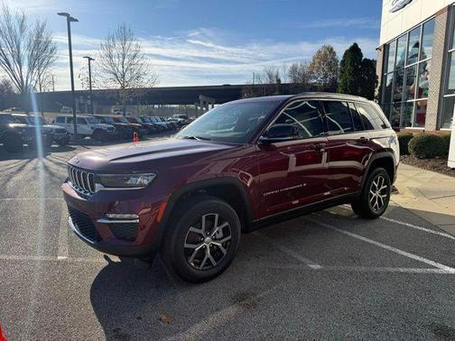 Velvet Red Pearlcoat 2025 Jeep Grand Cherokee Limited SUV