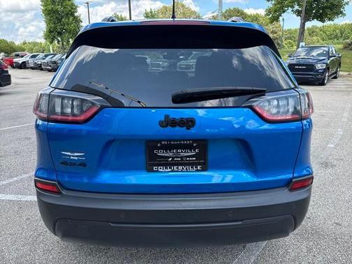 2023 Jeep Cherokee Altitude Lux