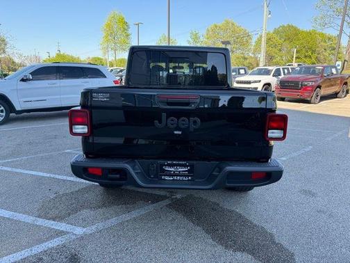 2025 Jeep Gladiator Sport