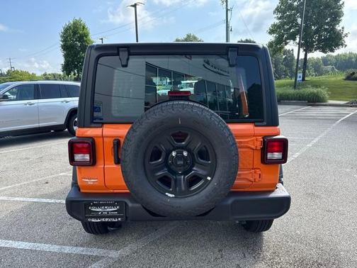 2025 Jeep Wrangler Sport