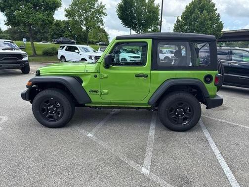 2025 Jeep Wrangler Sport
