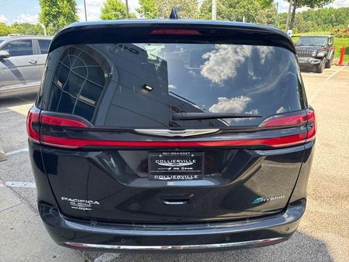 2023 Chrysler Pacifica Hybrid Touring L