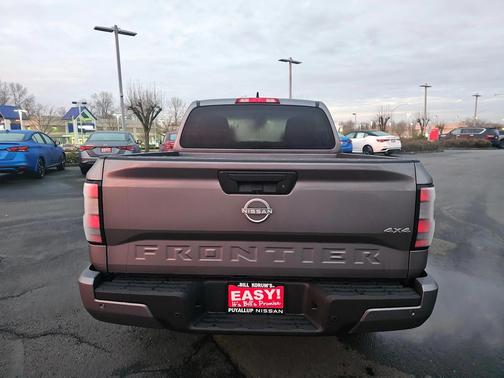 2025 Nissan Frontier SV