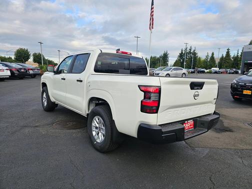 2025 Nissan Frontier S