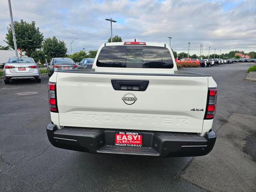 2025 Nissan Frontier S
