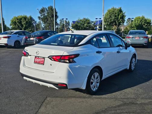2025 Nissan Versa 1.6 S