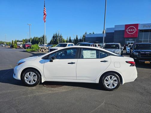 2025 Nissan Versa 1.6 S