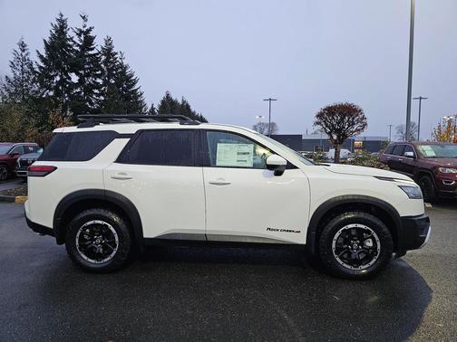 2025 Nissan Pathfinder Rock Creek 4WD
