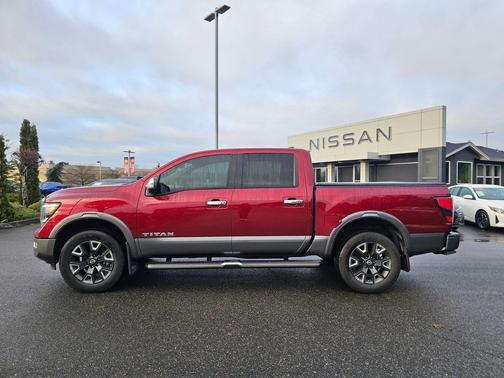 2024 Nissan Titan Platinum Reserve