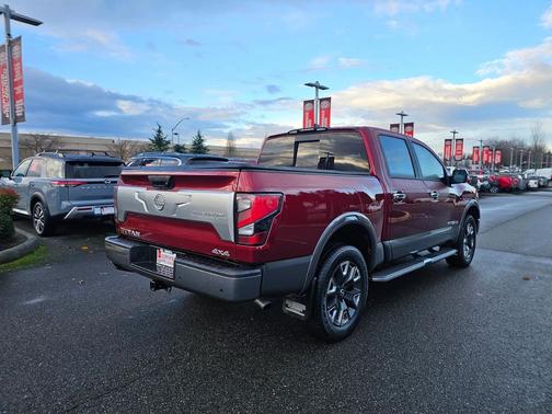 2024 Nissan Titan Platinum Reserve